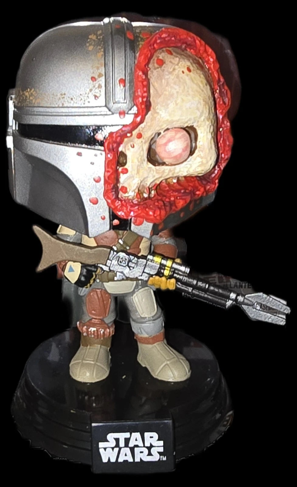 Pop Of The Dead Customs Battle-Damaged Mandalorian Funko Pop! #326 | Creative Corner Exclusive